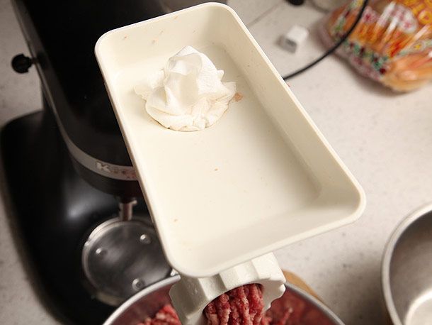 paper towel on meat grinder