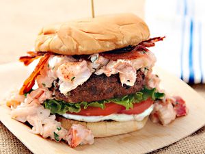 20130619-lobster-burger-hot-brown-2.jpg