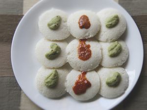 15.9.2013-Idli, Indian steamed RIce and Lentil cakes.jpg