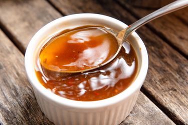 20190618-barbecue-smoked-pork-shoulder-pulled-pork-sandwiches-vicky-wasik-10