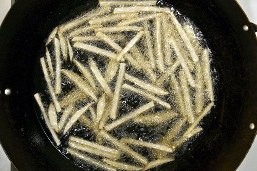 20100115-French-Fries-frying.jpg