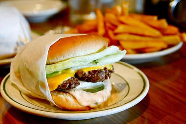 20110324-best-worst-burger-primary.jpg
