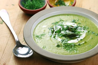 20170406-asparagus-tarragon-soup-6.jpg