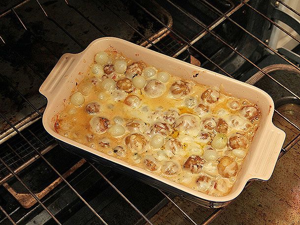 20131219-pearl-onion-potato-gratin-14a.jpg