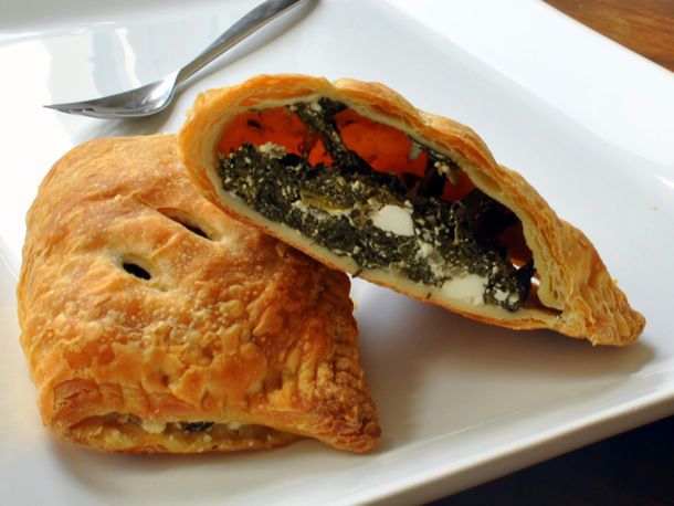 20110303-140133-spanokopita-spinach-cheese-pie.JPG