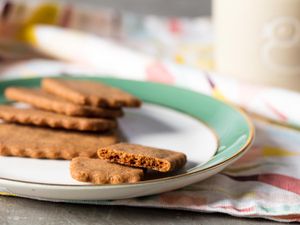 Homemade Biscoff, or speculoos cookies, on a small plate. 