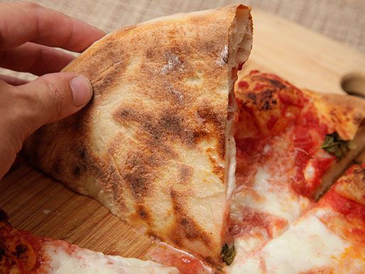 underside of a pizza crust