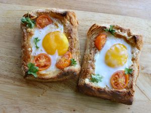 Cheese egg breakfast tart