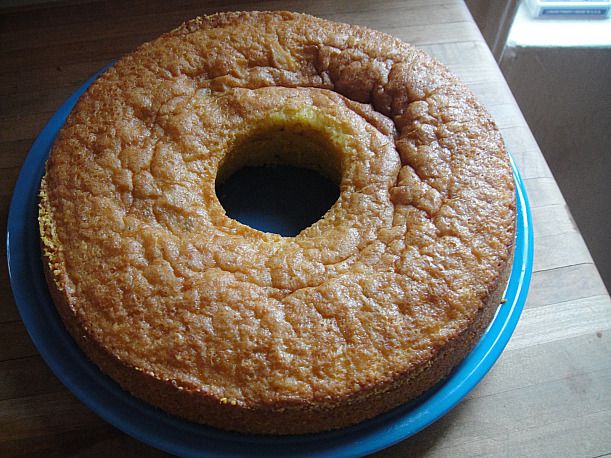 20100426lebovitzpolentaoliveoilcake.jpg