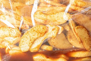 Close-up of a bag of macerated apples