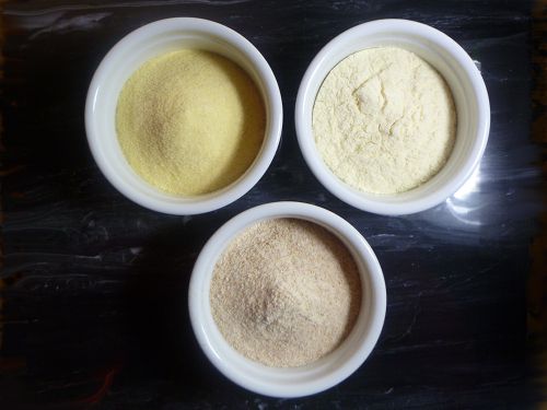 bowl of semolina, durum, whole wheat flours