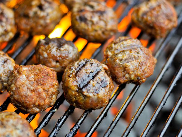 20120123-189526-barbecue-meatballs.jpg