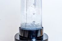 Zwilling Enfinigy Personal Blender blending ice