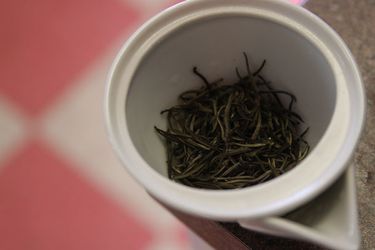 021411-white-tea-story-1.jpg