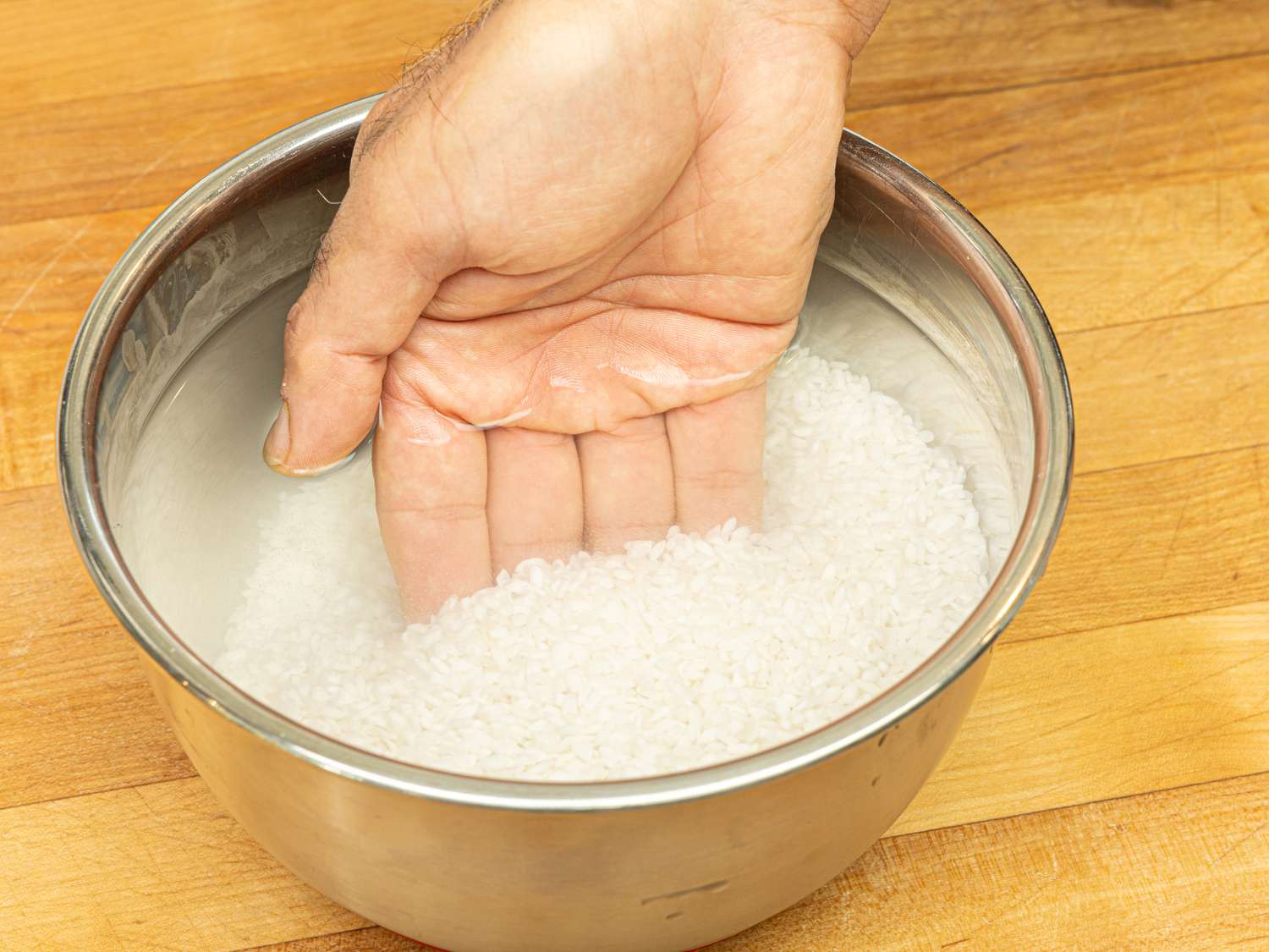 Side view of washing rice