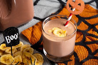 20190820-milk-pep-halloween-chocolate-milk-smoothies-overnight-oats-vicky-wasik2--2