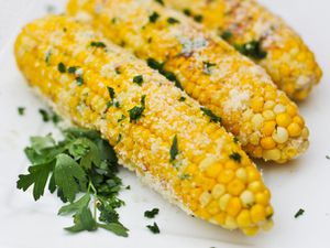 20110823-167506-italian-grilled-corn.jpg