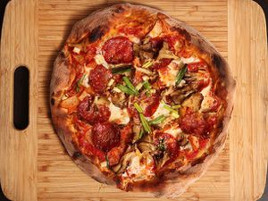 20130427-kimchi-pizza-1.jpg