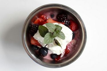 Overhead view of a farmer's market sundae.