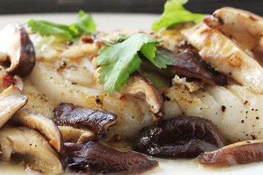 20130109-pan-seared-fish-with-shiitake-mushrooms.jpg