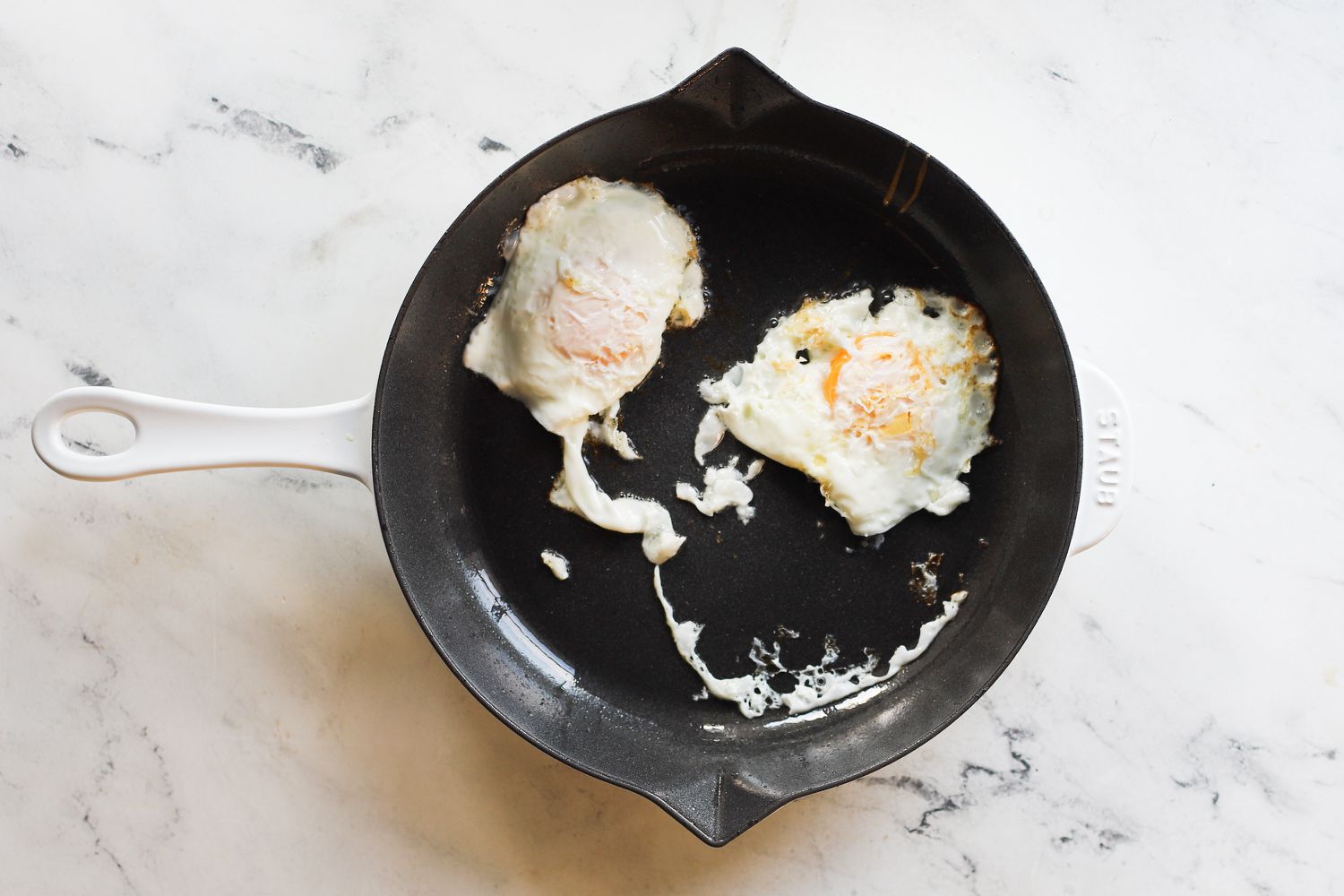 eggs in the staub cast iron pan