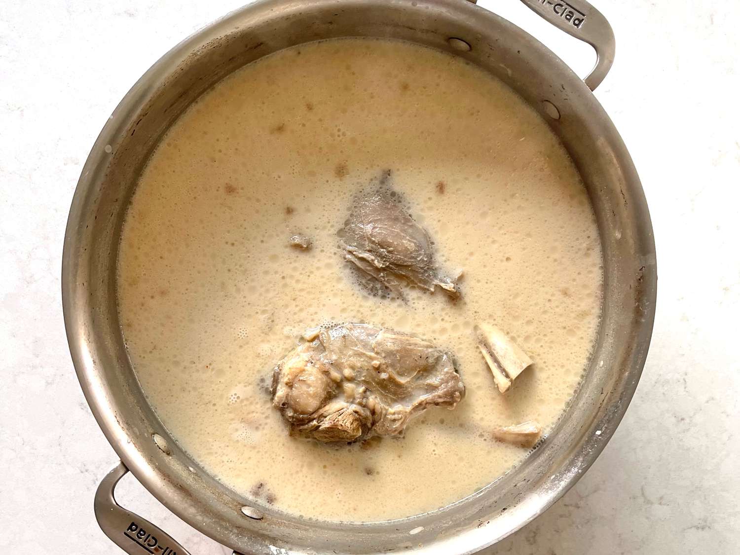 Lamb in yogurts sauce 