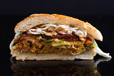 20150427-tacobell-cemitas-vicky-wasik-2.jpg