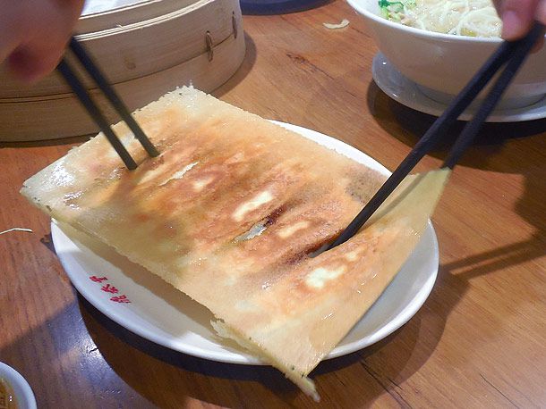 20120213-crispy-dumpling-ask-the-food-lab.jpg
