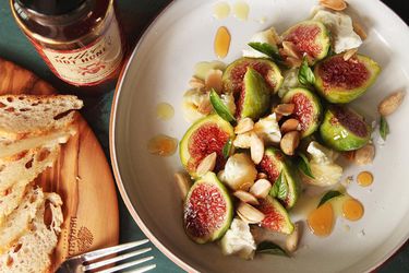 20150810-figs-honey-almond-goat-cheese-easiest-summer-ever-kenji-lopez-alt-1.jpg