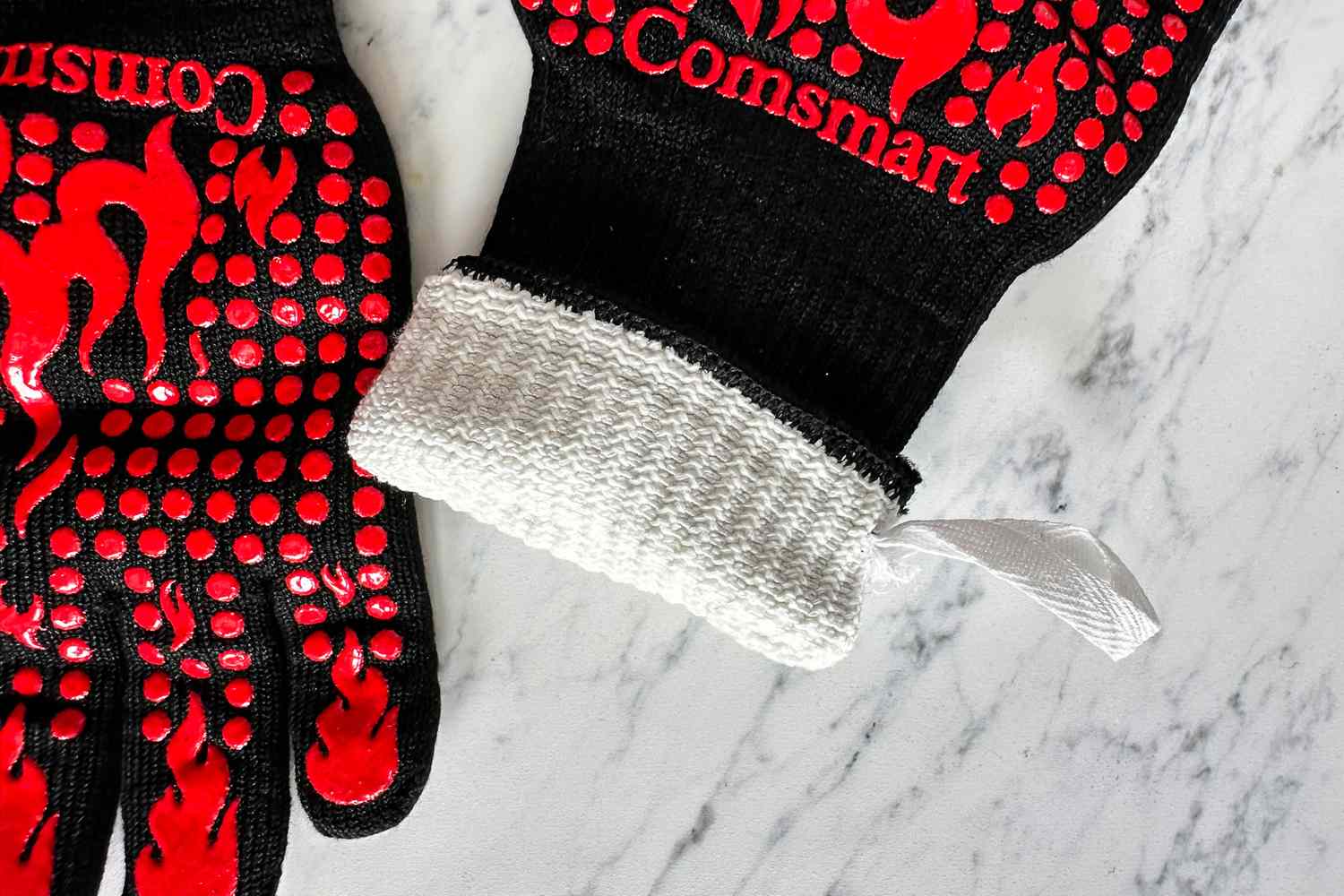 The wrist on the Comsmart BBQ Glove rolled up