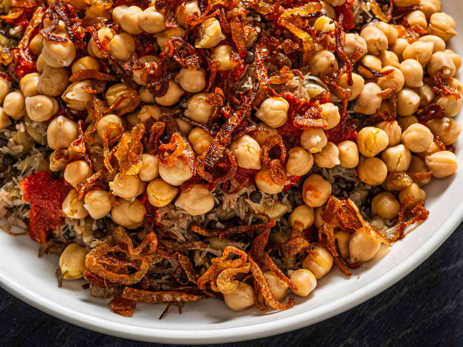 Side view of layers of koshari