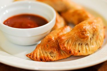 20110221-138962-pulled-pork-empanadas.jpg