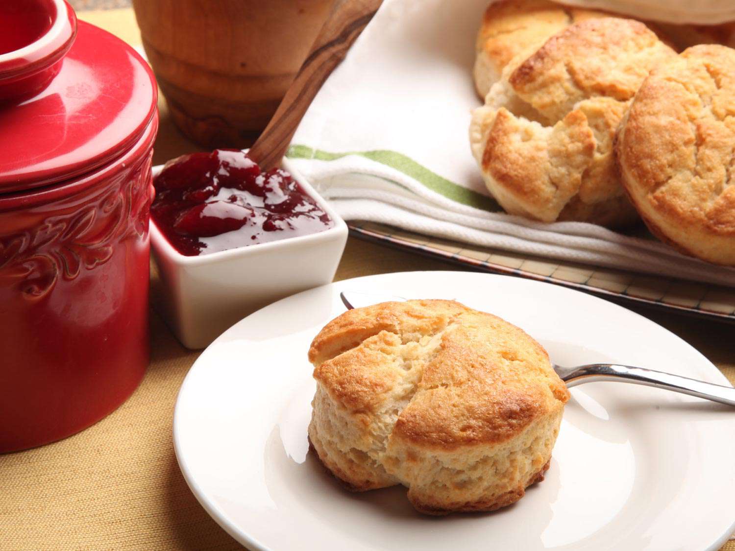 2-Ingredient Never-Fail Cream Biscuits 