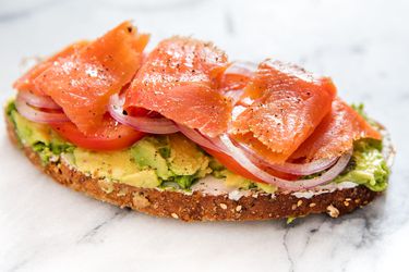 20160502-avocado-toast-vicky-wasik-salmon-8.jpg