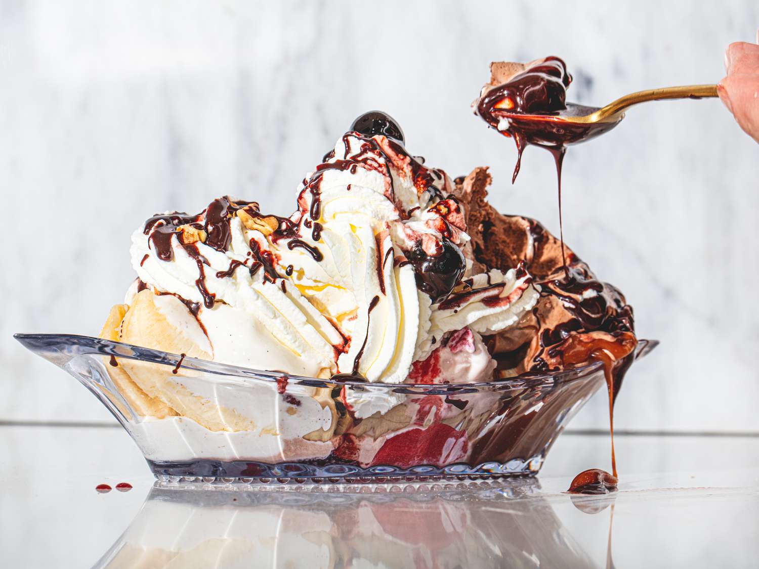 Side view of a messy banana split