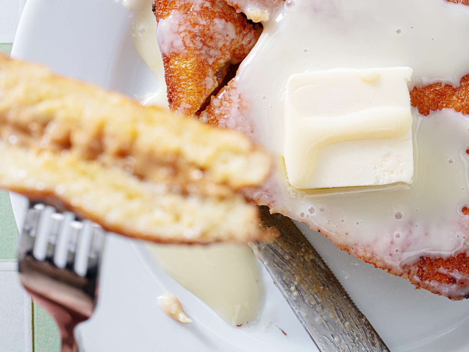 Overhead view of hong kong french toast