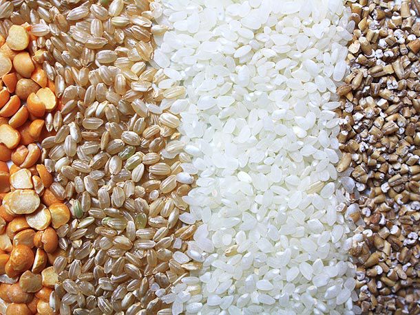 A close up of different grains you can use in congee, including rice, lentils, wheatberries, and more.