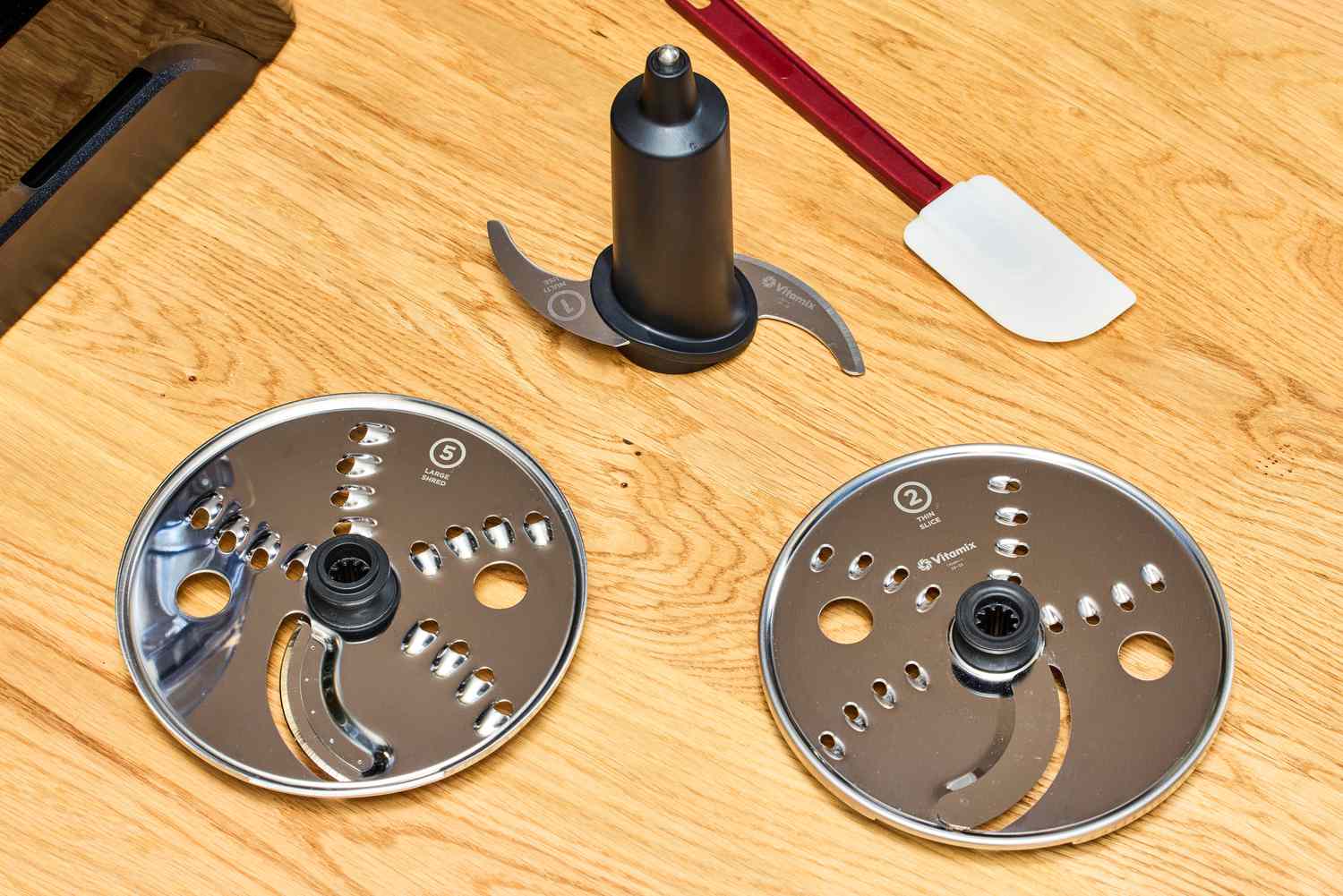 Different blades for the Vitamix 12-Cup Food Processor Attachment