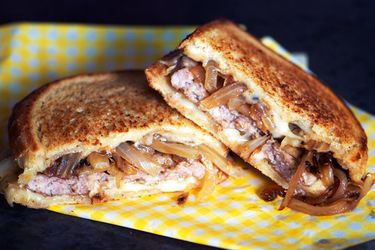 20120902-127677-Pork-Patty-Melt-PRIMARY.jpg