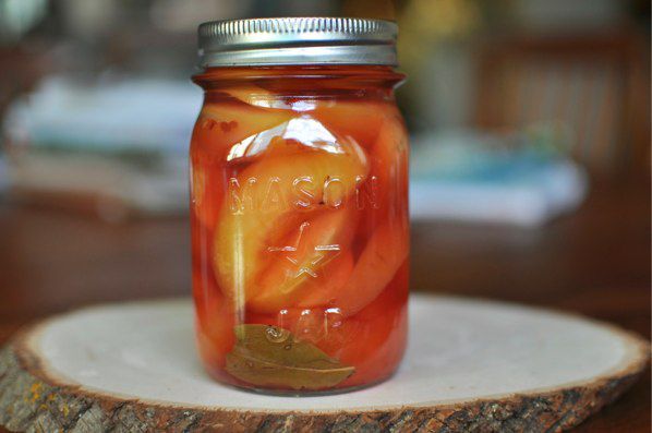 20110911-170002-finished-pickled-nectarines.jpg