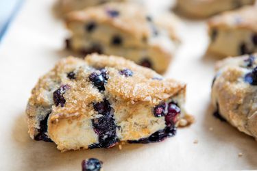 20170303-blueberry-lemon-vegan-scones-vicky-wasik-7.jpg