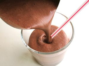 Thumbnail image for 20140602-291113-frappe-vs-milkshake-malted-chocolate-milkshake.jpg