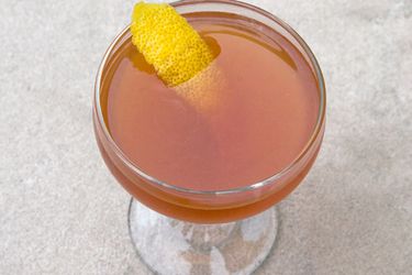 20110515boulevardierrhubarb.jpg