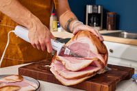 proctor silex electric knife slicing ham