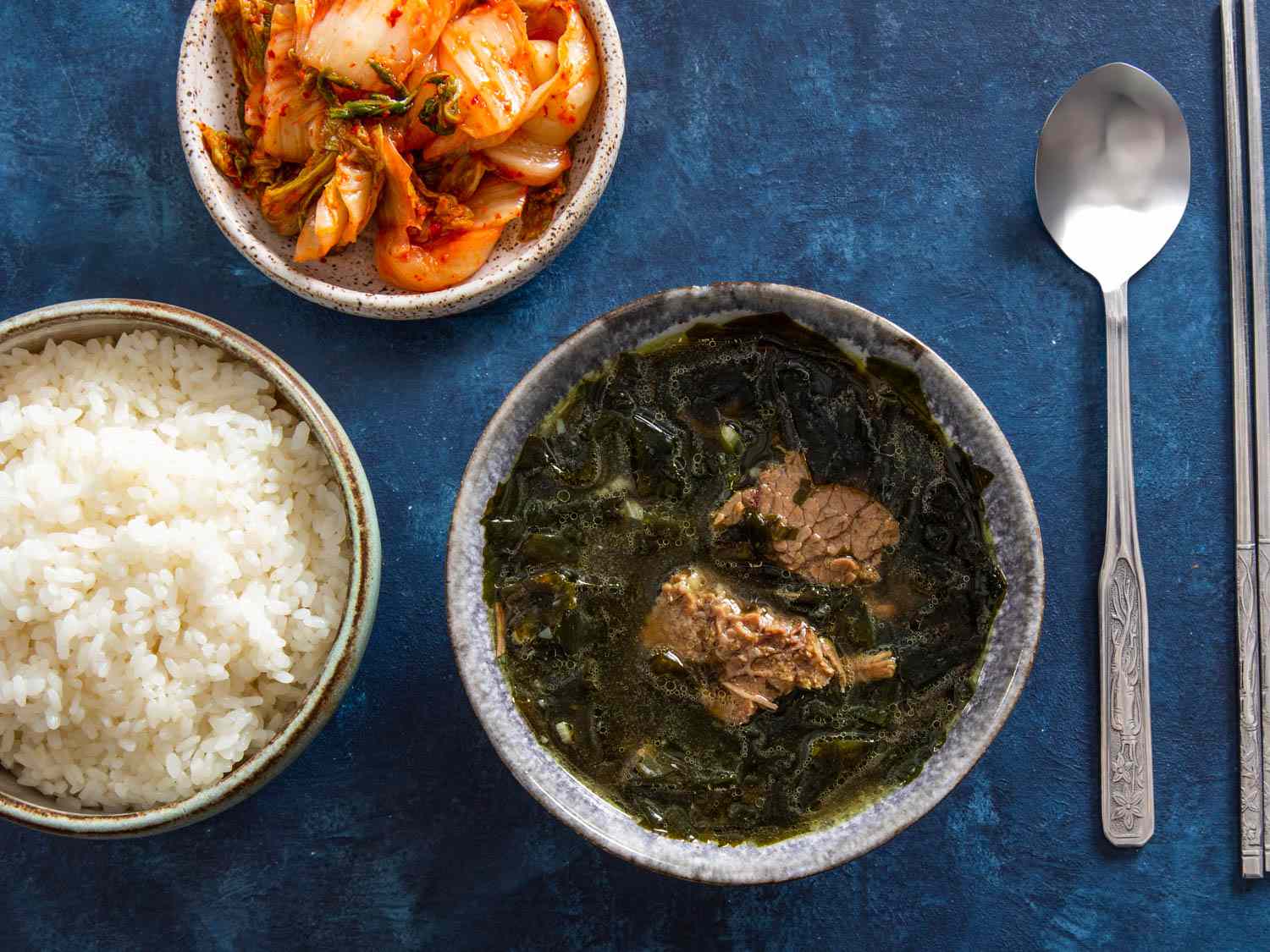 20200128-miyeok-guk-korean-seaweed-soup-vicky-wasik-6