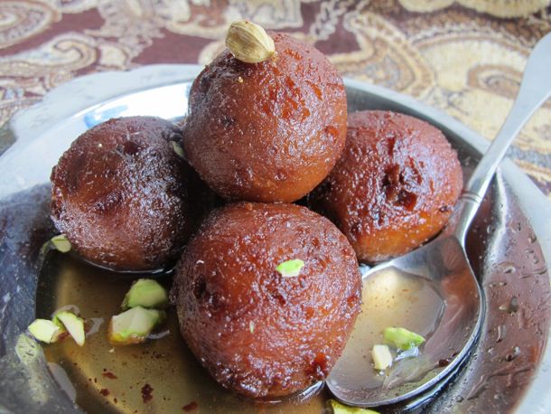 20121106-228978-chocolate-chip-gulab-jamun.2.jpg