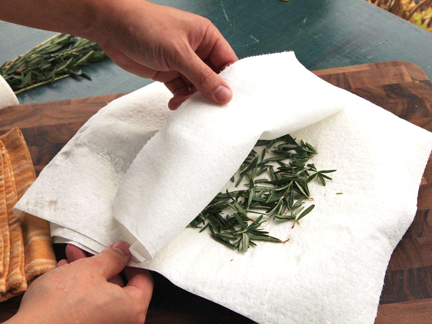 20150317-drying-herbs-storage-2.jpg