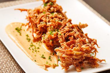 20120926-enoki-onion-fritters-curry-mayo-3.jpg