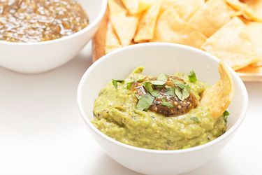 20120115-guacamole-variations-37.jpg