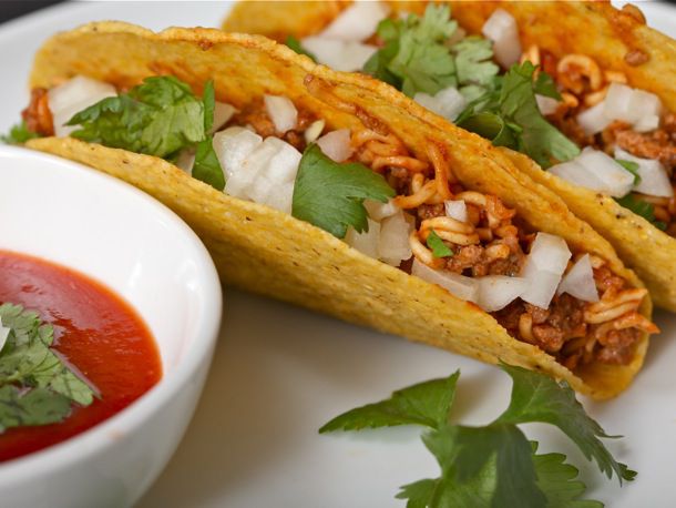 Spaghetti Tacos